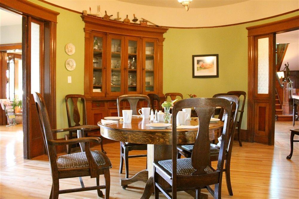 Auberge Inn Thyme Shediac Bagian luar foto
