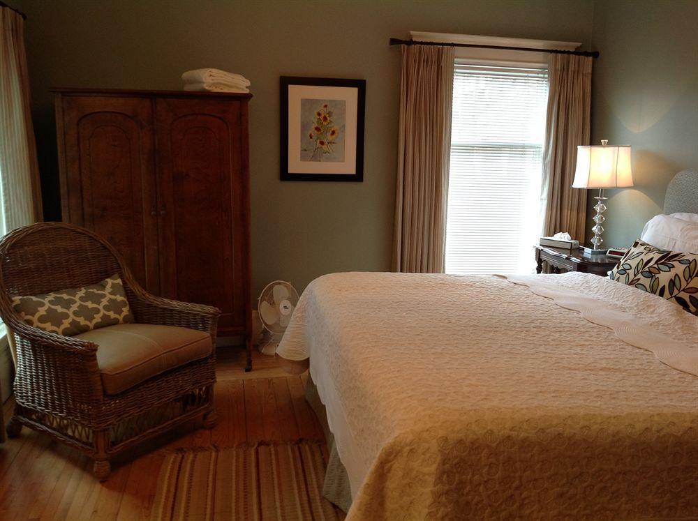 Auberge Inn Thyme Shediac Bagian luar foto