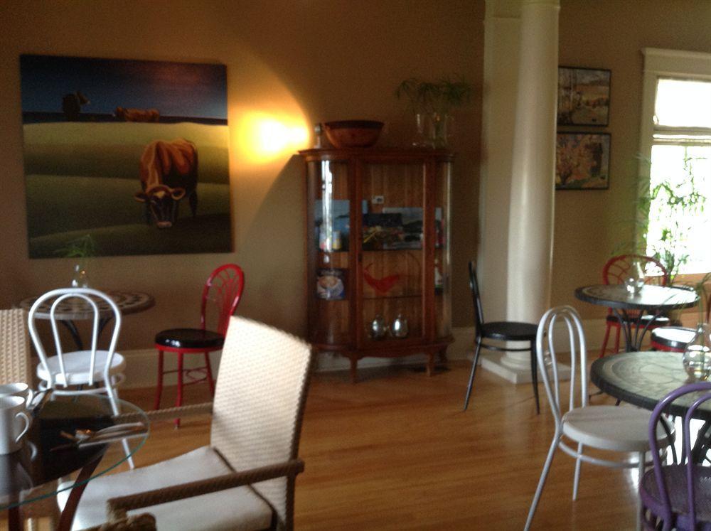 Auberge Inn Thyme Shediac Bagian luar foto