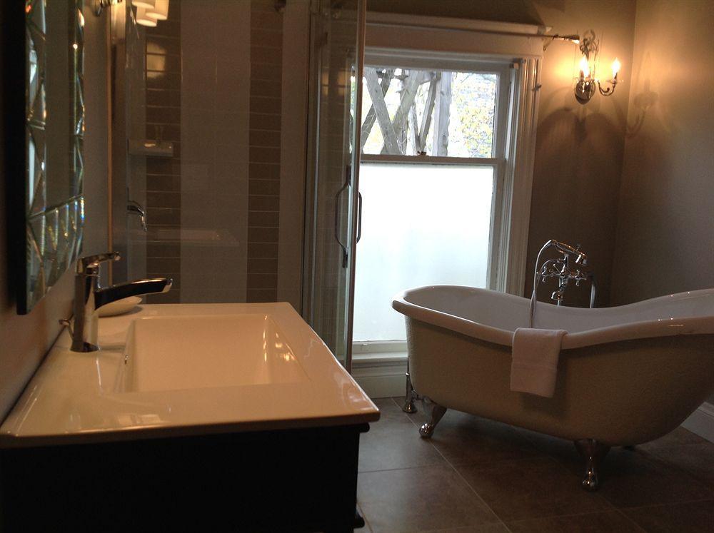 Auberge Inn Thyme Shediac Bagian luar foto